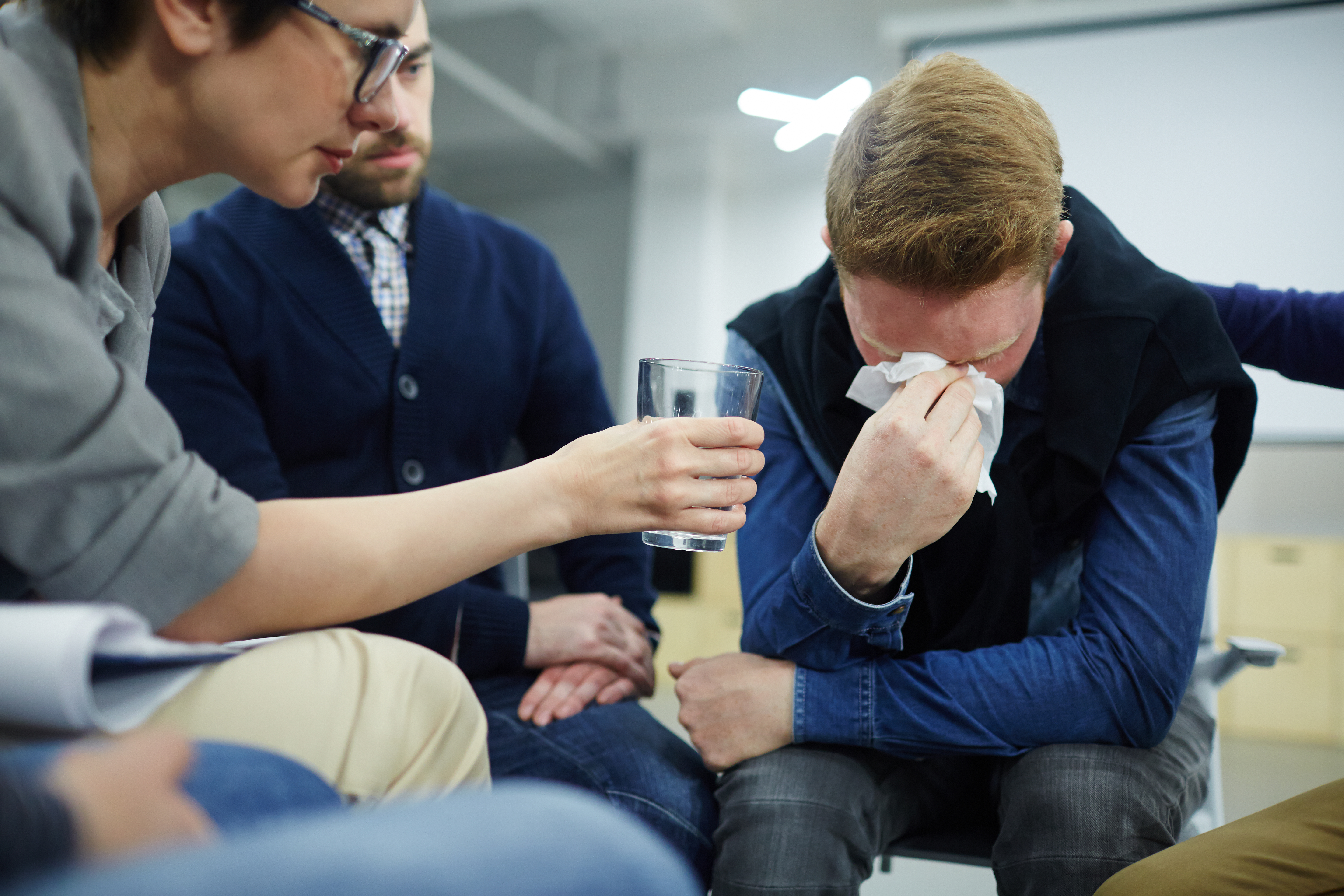 Como tratar funcionários como dependência química? 
